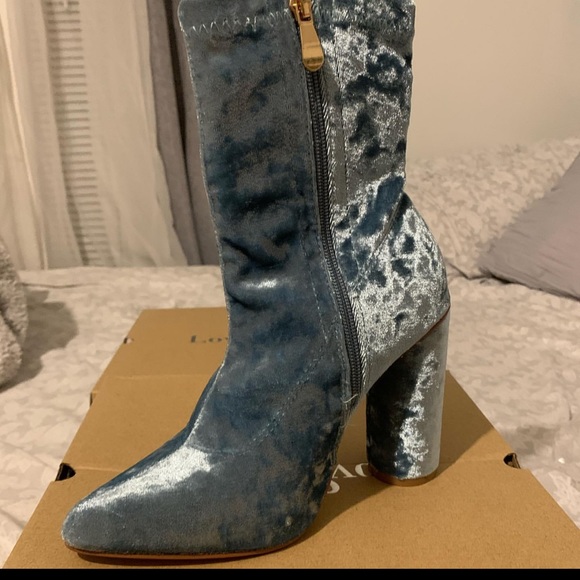 Chunky suede heels - Picture 2 of 2